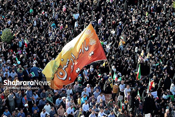 ویدئو | اجتماع باشکوه حمایت از «طرح نور فراجا» در مشهد برگزار شد
