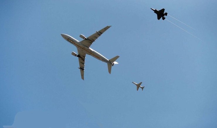 نگاهی به واکنش‌ها و حواشی تهدید هواپیمای ماهان توسط ۲ جت جنگنده آمریکایی