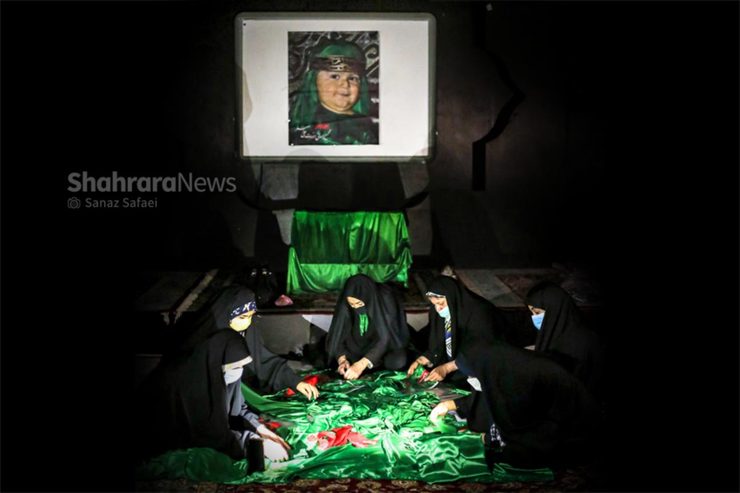 روایتی از دوخت لباس آیین جهانی شیرخوارگان حسینی
