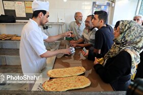 چرا نانوایی‌های شهر مشهد همچنان شلوغ است؟
