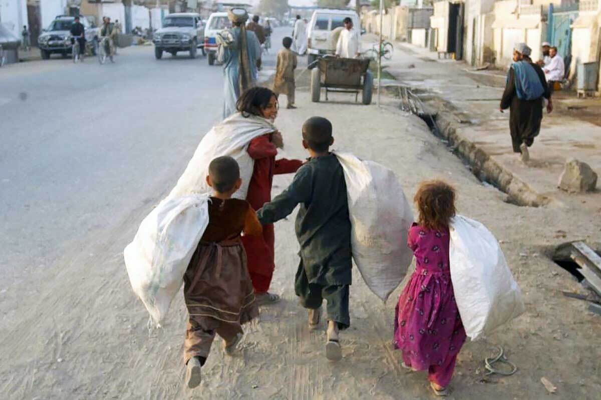 افزایش ۳۸ درصدی کودکان کار در افغانستان