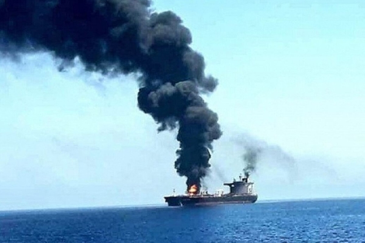 حمله به یک کشتی در نزدیکی بندر الحدیده یمن (۲۶ اسفند ۱۴۰۲)