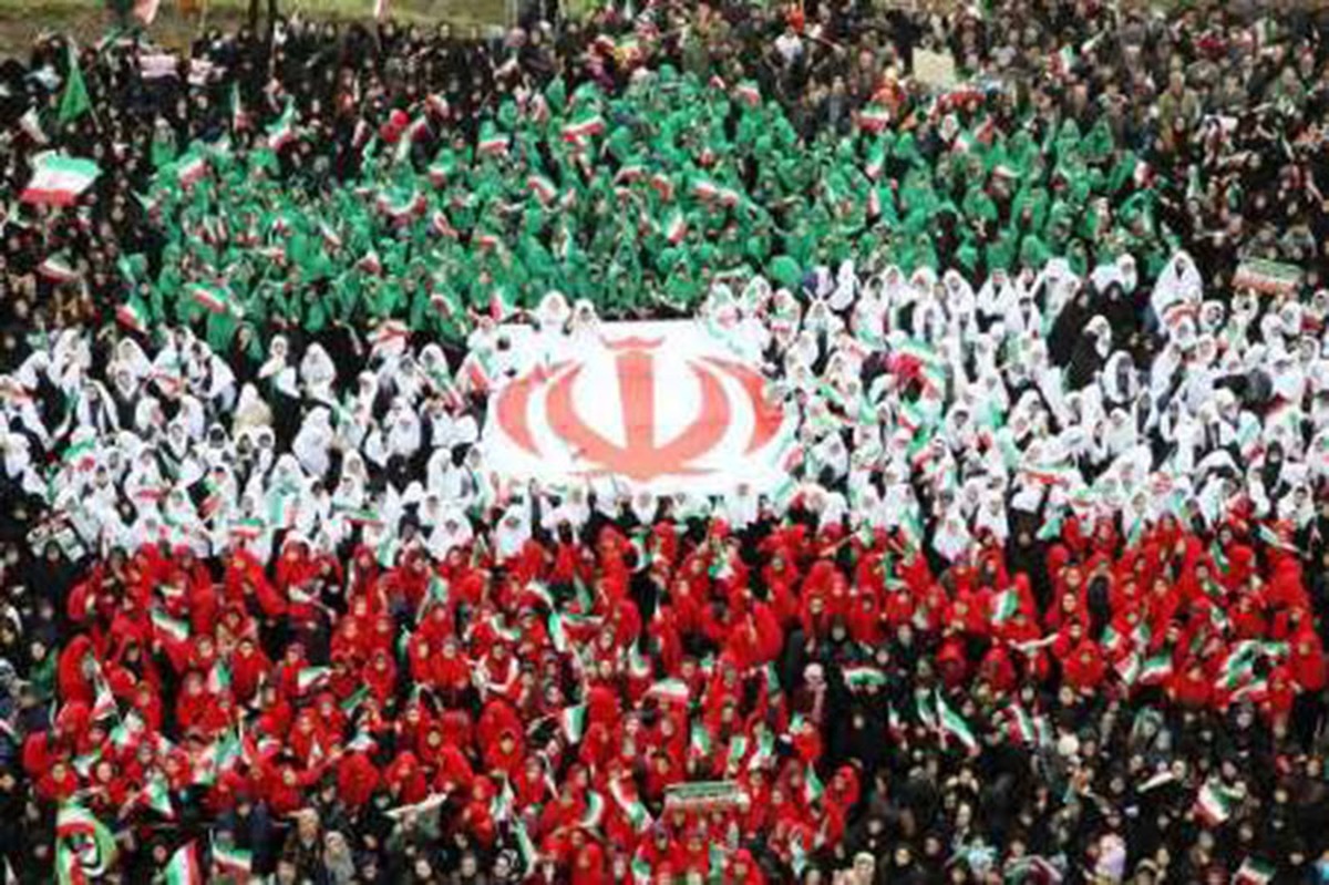 ۸ هزار نفر سرود «قلب ایران» را در مشهد همخوانی می‌کنند