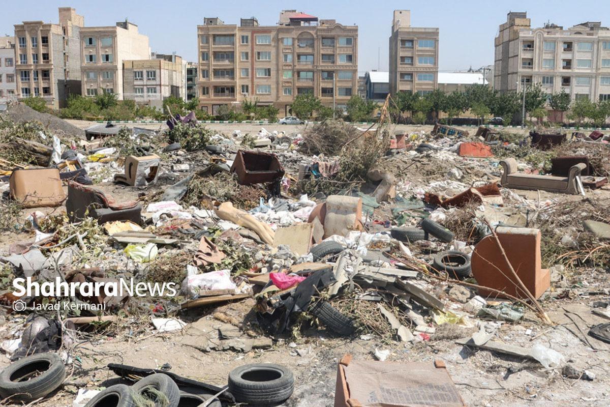 نگاهی به آخرین  وضعیت دپوی زباله و نخاله در بولوار شهید دهقان مشهد