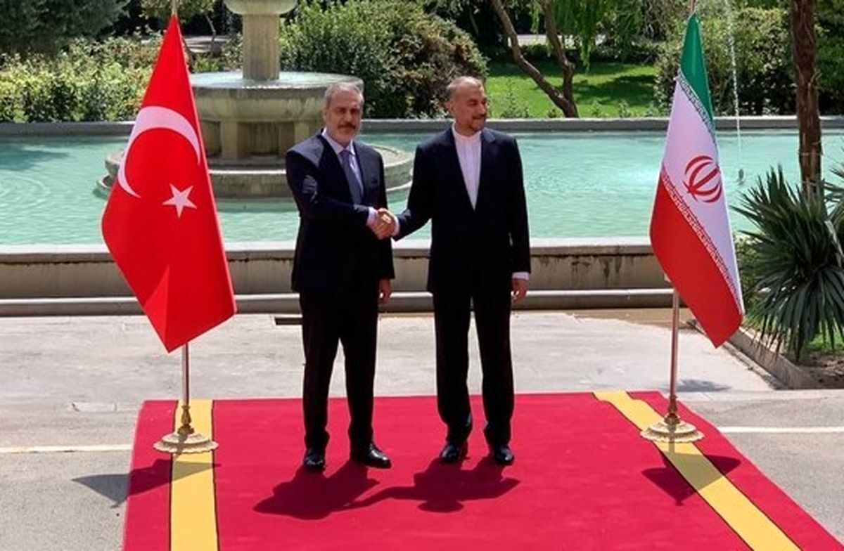 وزیر خارجه ترکیه: رئیسی به آنکارا سفر می‌کند