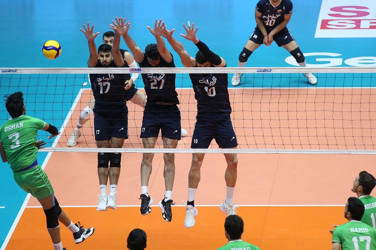 تاریخ و ساعت بازی والیبال ایران و چین در نیمه‌نهایی مسابقات قهرمانی آسیا | یک قدم تا نبرد برای انتقام