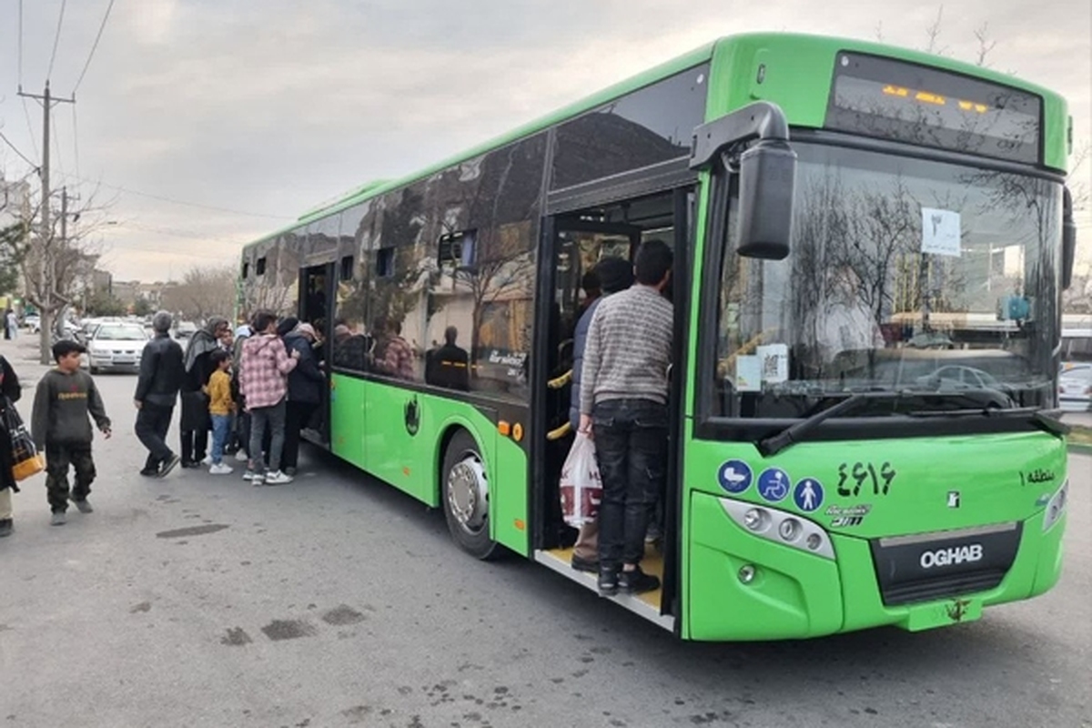  آغاز به کار اتوبوس‌های جدید الورود مشهد از ابتدای وقت امروز (۵ فروردین ۱۴۰۳)
