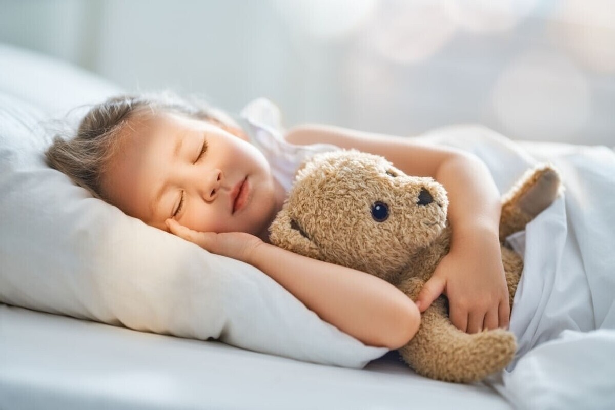 پاسخ به چند پرسش تربیتی کودکان | خواب منظم به کودکان آرامش می‌دهد